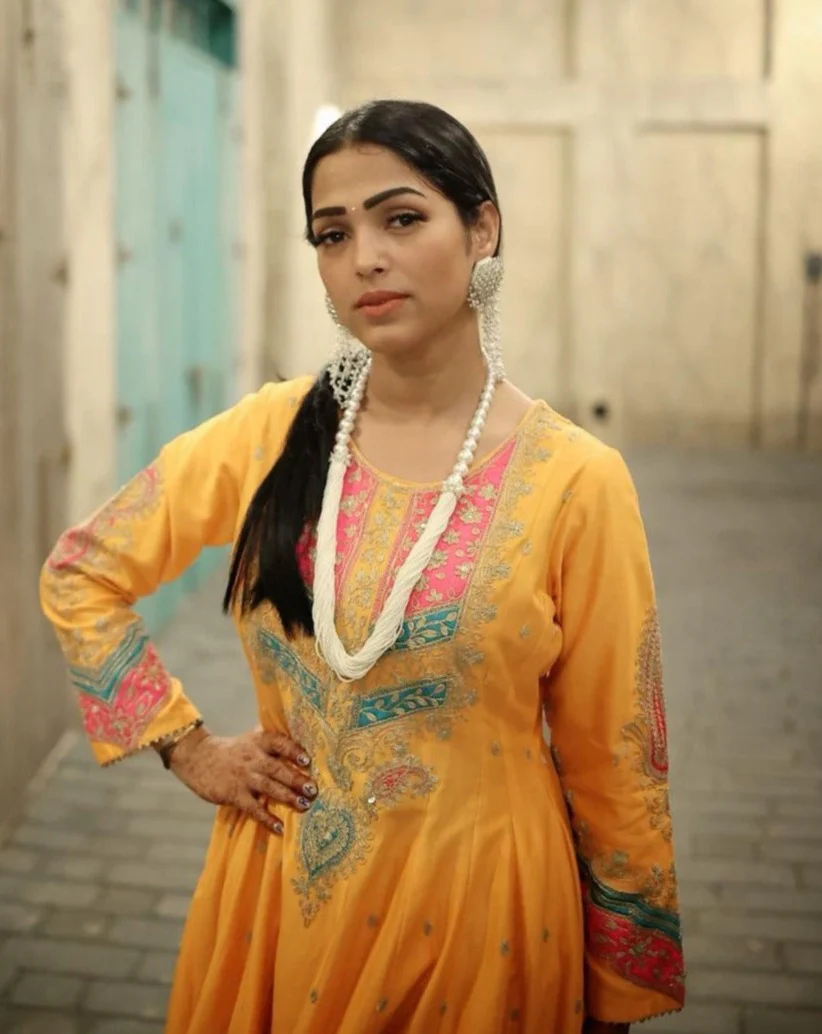 Conoidal Rose Necklace - Image 3