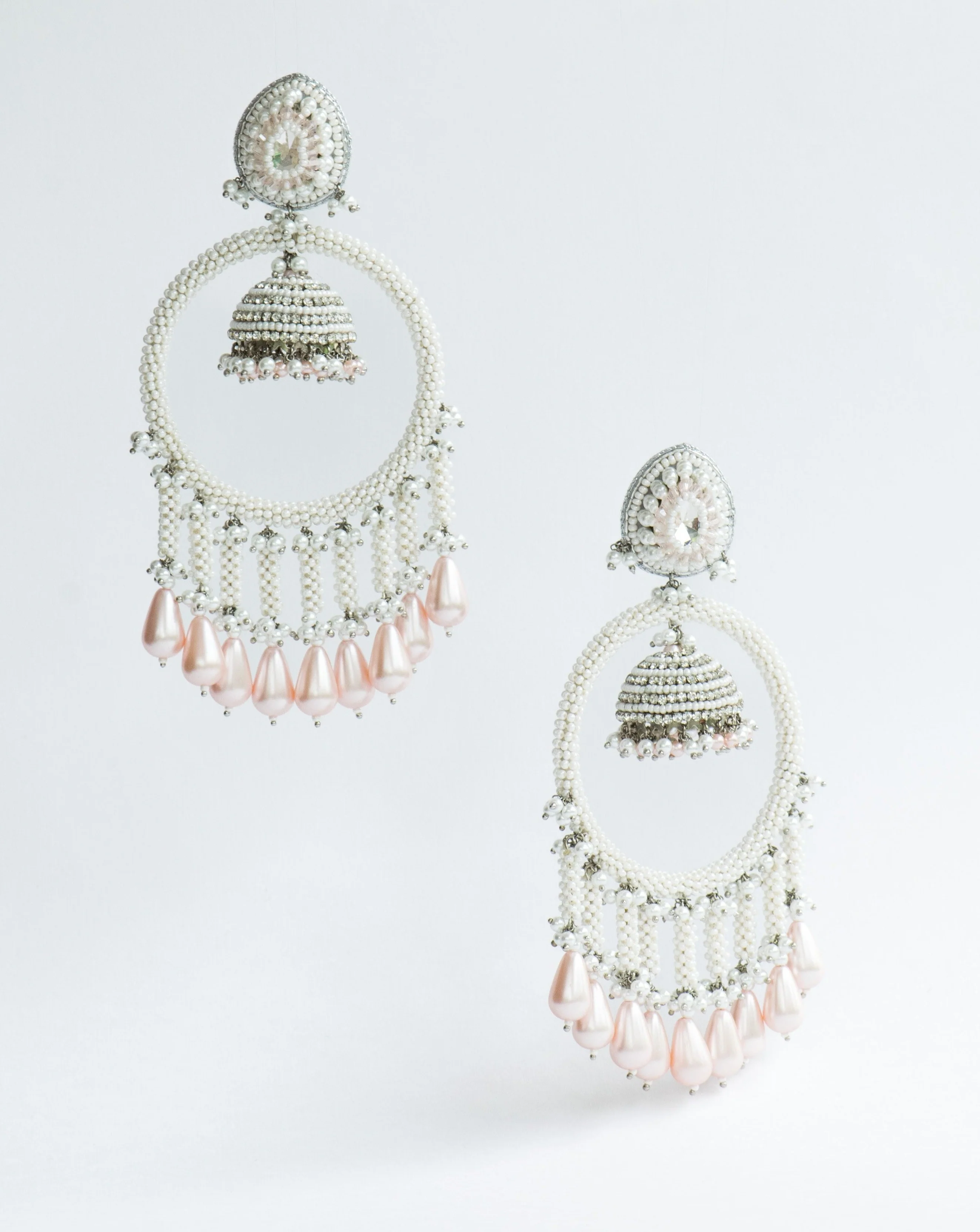 Trellis Chandbali In Ivory - Image 3