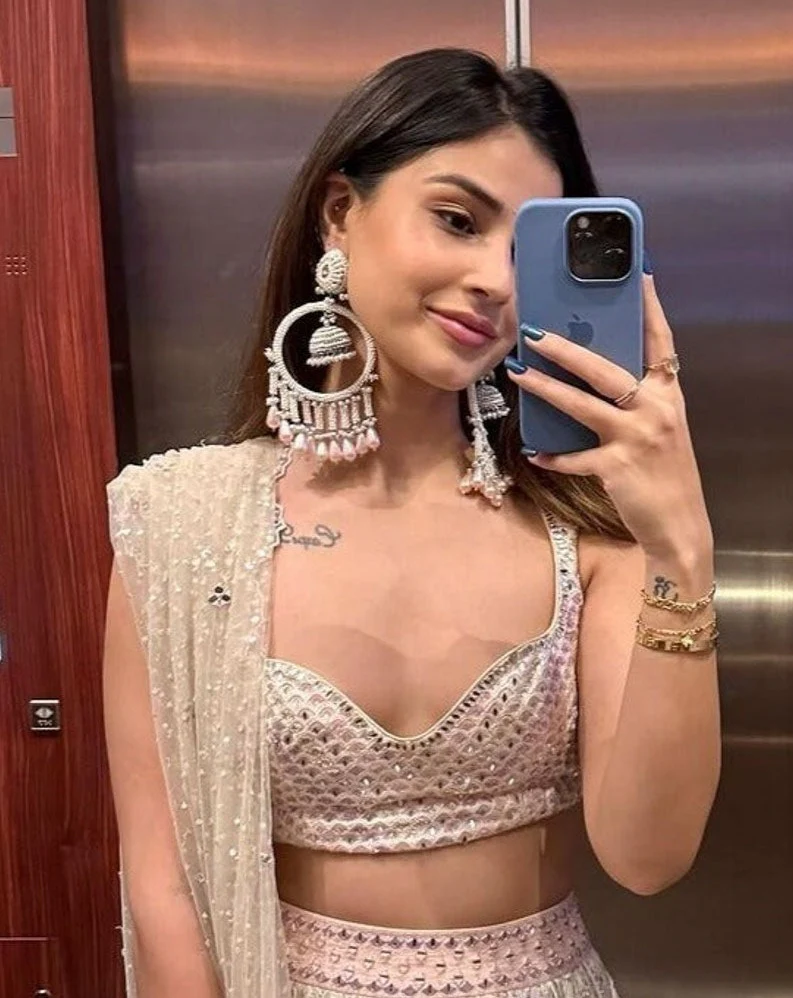 Trellis Chandbali In Ivory - Image 4