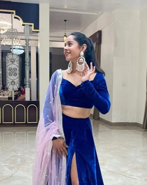 Trellis Chandbali In Ivory - Image 5